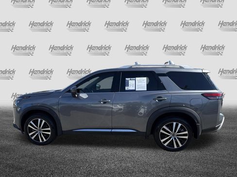 Used 2025 Nissan Pathfinder Platinum w/ Cargo Package FWD image 7