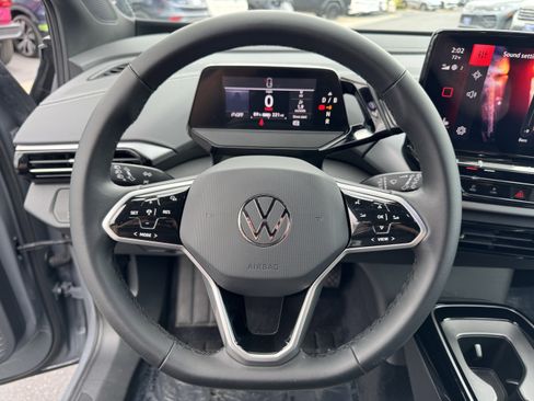 Used 2024 Volkswagen ID.4 2WD image 17