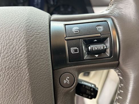 Used 2018 Lexus GX 460 Luxury w/ Preferred Accessory Package image 27