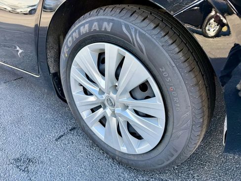 Used 2024 Nissan Sentra S image 9