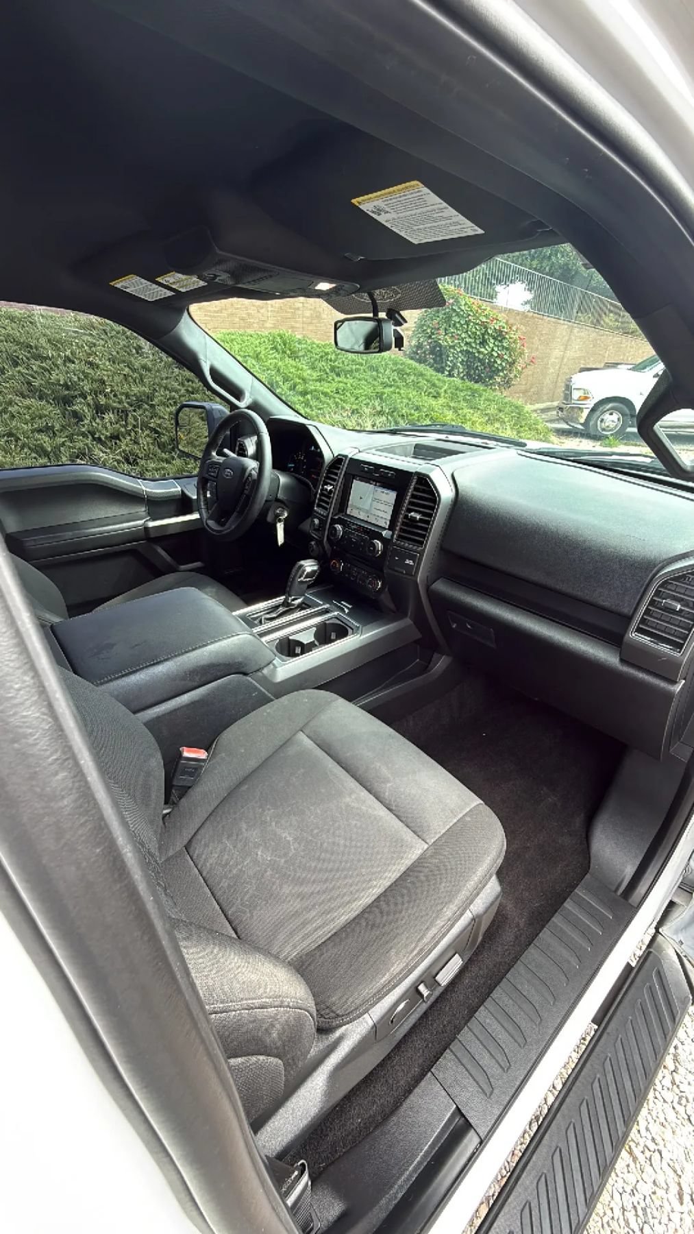 Used 2018 Ford F150 XLT w/ Equipment Group 302A Luxury AWD/4WD image 27