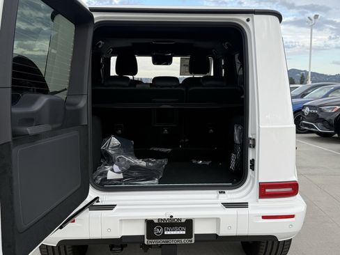 New 2026 Mercedes-Benz G 550 image 12
