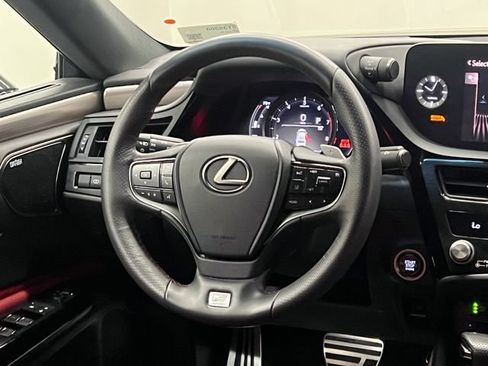 Certified 2022 Lexus ES 350 F Sport w/ Accessory Package 2 FWD image 14