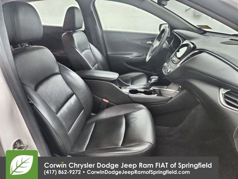 Used 2024 Chevrolet Malibu LT image 31