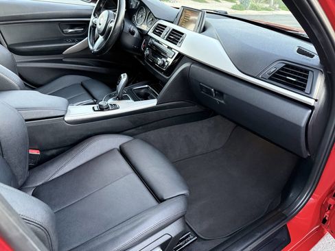 Used 2016 BMW 320i Sedan image 12