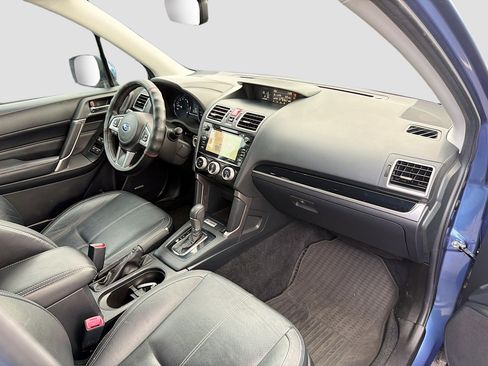 Used 2018 Subaru Forester 2.5i Touring image 14