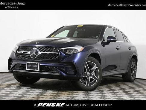 Used 2024 Mercedes-Benz GLC 300 4MATIC image 1