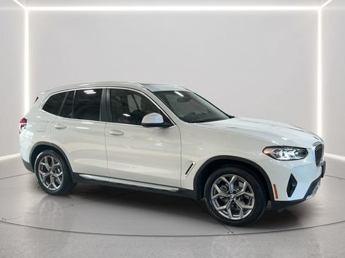 Used 2024 BMW X3 xDrive30i w/ Premium Package w/ZPA AWD/4WD image 8