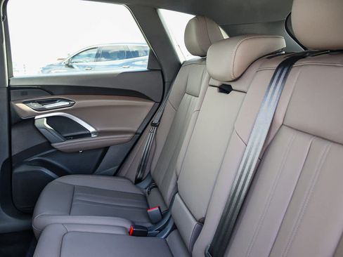 New 2025 Audi Q5 Premium image 25