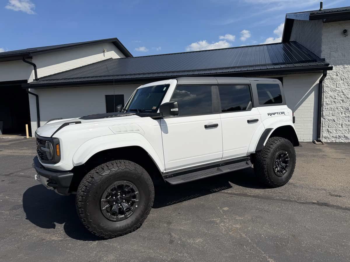 Used 2024 Ford Bronco Raptor AWD/4WD image 2