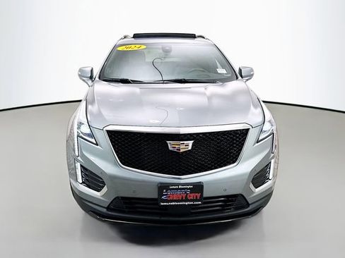 Used 2024 Cadillac XT5 Sportv w/ Technology Package image 2