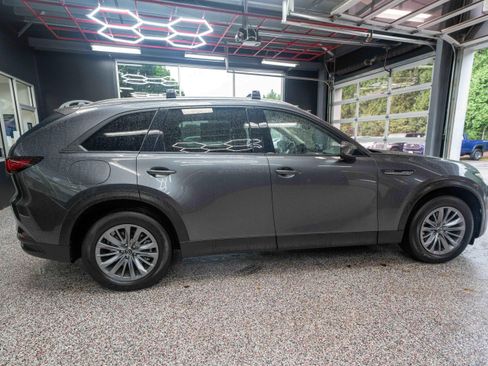 Used 2024 MAZDA CX-90 Plug-In Hybrid w/ Preferred AWD/4WD image 4
