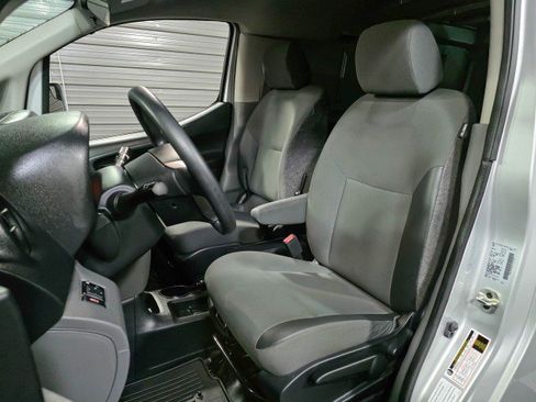 Used 2020 Nissan NV200 SV w/ Back Door Glass Package FWD image 15