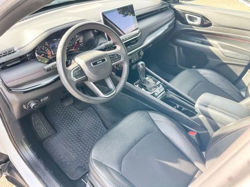 Used 2024 Jeep Compass Trailhawk image 15