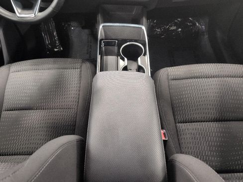 Used 2025 Chevrolet Equinox LT AWD/4WD image 17