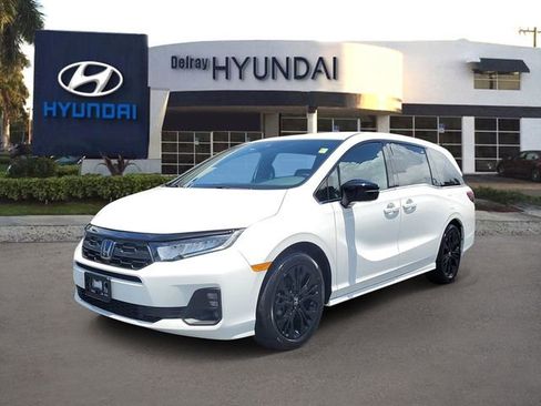 Used 2025 Honda Odyssey Sport-L image 3
