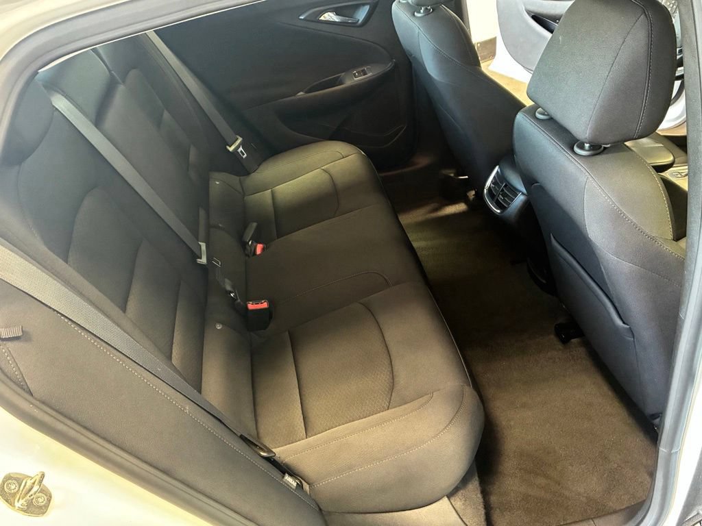Used 2024 Chevrolet Malibu LT FWD image 36