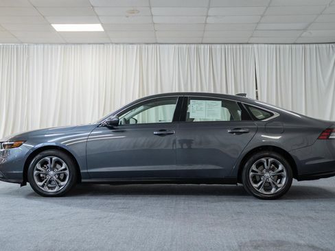 Used 2024 Honda Accord EX image 4