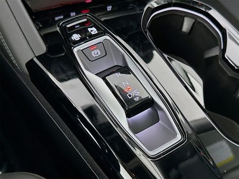 New 2025 Audi Q5 Premium Plus image 16