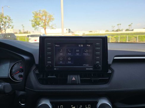 Certified 2021 Toyota RAV4 XLE w/ Convenience Package FWD image 28