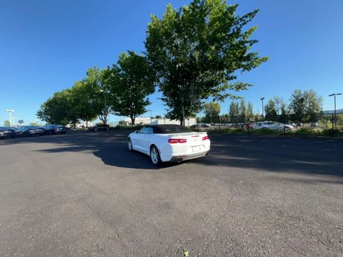 Used 2023 Chevrolet Camaro LT image 16