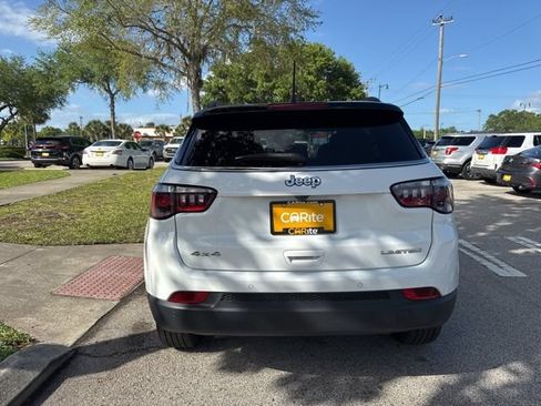 Used 2025 Jeep Compass Limited AWD/4WD image 6