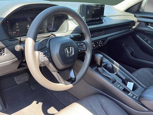 Used 2023 Honda Accord LX image 18