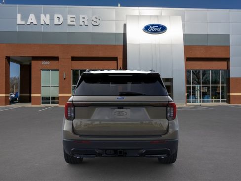 New 2026 Ford Explorer ST-Line RWD image 5