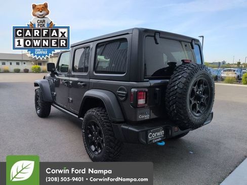 Used 2023 Jeep Wrangler Unlimited w/ Cold Weather Group AWD/4WD image 5