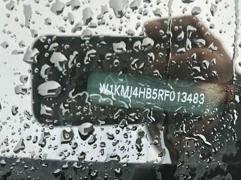 Used 2024 Mercedes-Benz CLE 300 CLE 300 2D Coupe 4MATIC image 3