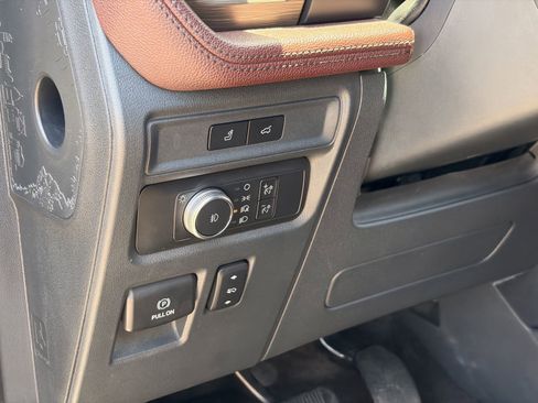 Certified 2022 Ford Expedition Limited AWD/4WD image 21