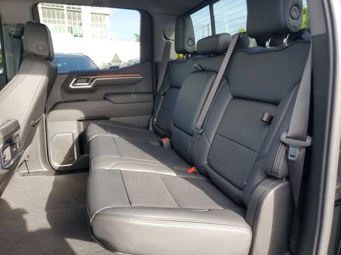 Used 2026 GMC Sierra 1500 Denali AWD/4WD image 11
