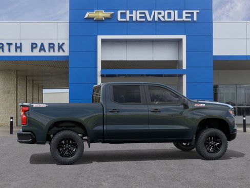 New 2026 Chevrolet Silverado 1500 Custom Trail Boss w/ LPO, Dark Essentials Package image 5