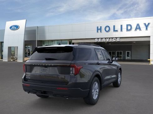 New 2026 Ford Explorer Active RWD image 8