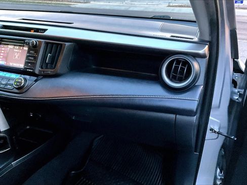 Used 2018 Toyota RAV4 XLE image 26