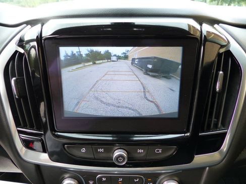 Used 2019 Chevrolet Traverse LT w/ LPO, Floor Liner Package AWD/4WD image 31