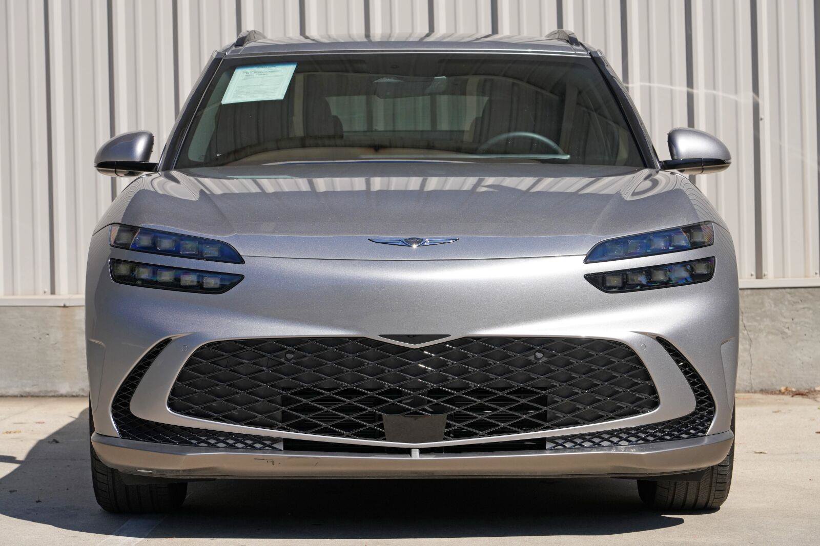Used 2025 Genesis GV60 RWD image 7
