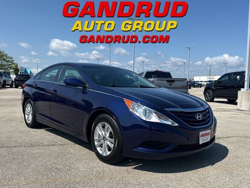 Used 2011 Hyundai Sonata GLS w/ Popular Equipment Pkg 2 FWD image 1