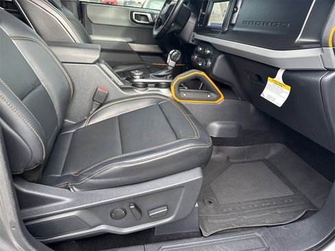 Used 2021 Ford Bronco Badlands image 14