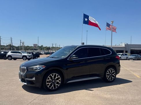 Used 2021 BMW X1 sDrive28i w/ Convenience Package FWD image 11