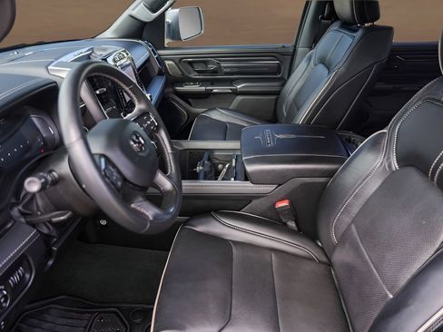 Used 2024 RAM 1500 Limited AWD/4WD image 11