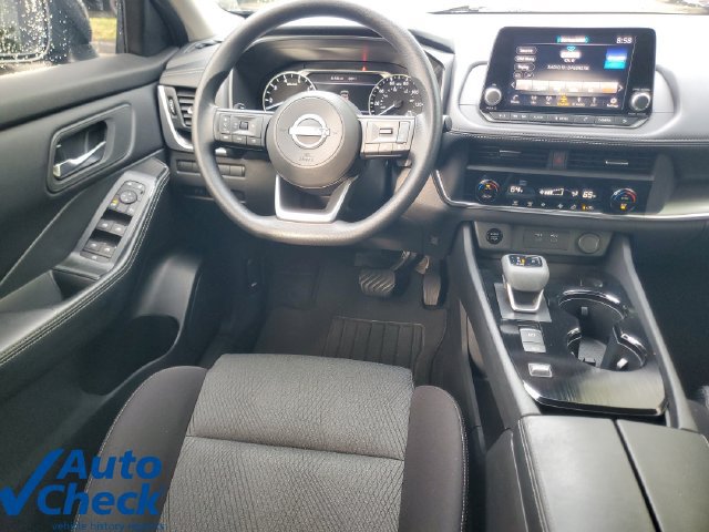 Used 2024 Nissan Rogue SV FWD image 17