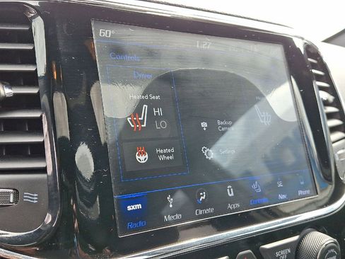 Used 2019 Jeep Grand Cherokee Altitude image 19