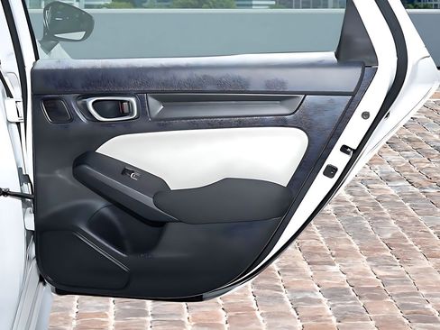 Used 2022 Honda Civic LX image 14