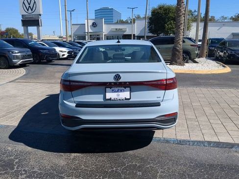 New 2026 Volkswagen Jetta SE FWD image 5