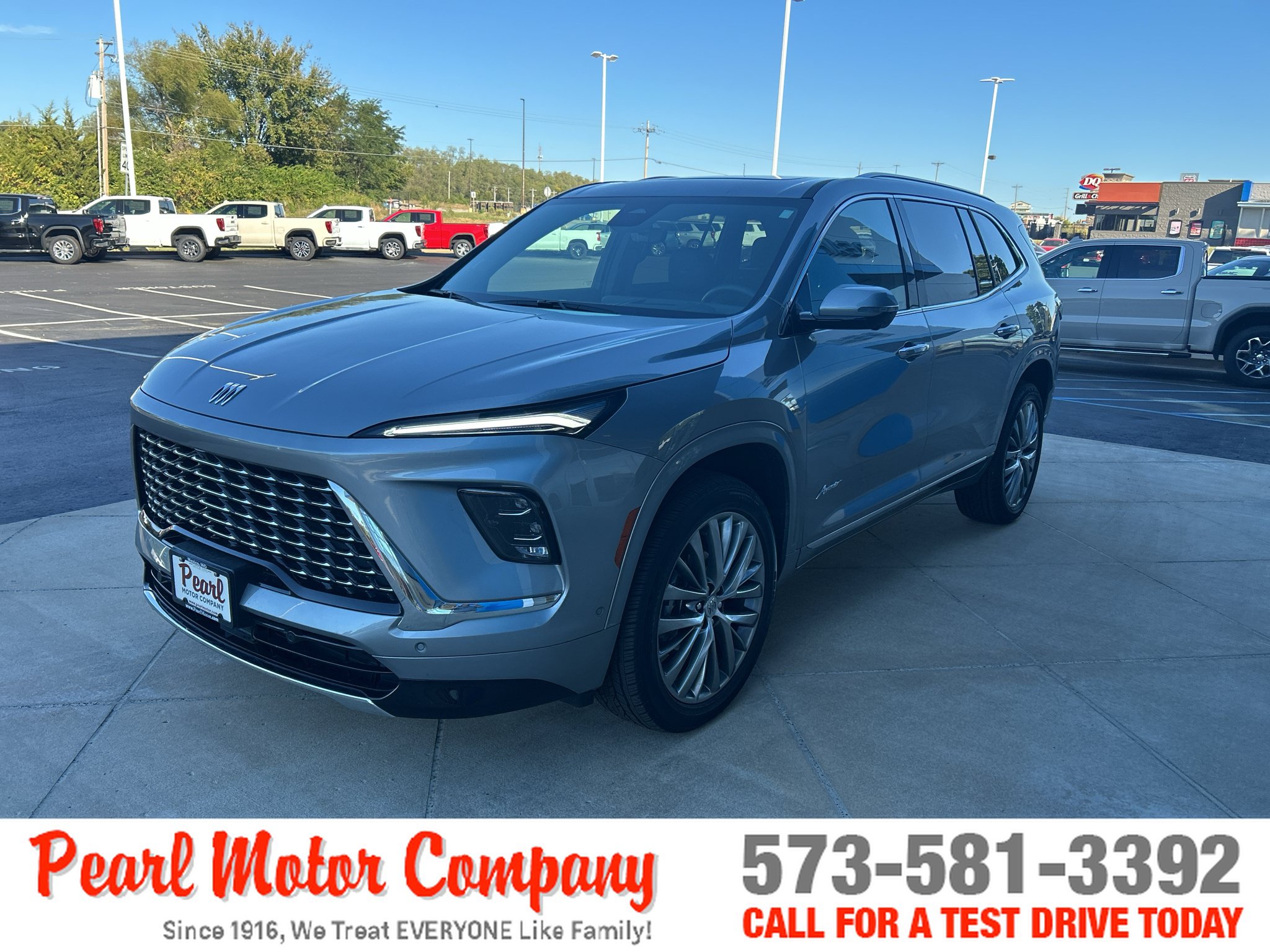 Used 2026 Buick Enclave Avenir w/ Super Cruise Package AWD/4WD image 7