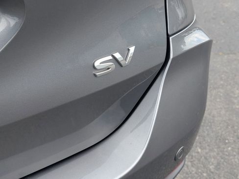 Used 2019 Nissan Rogue SV FWD image 25