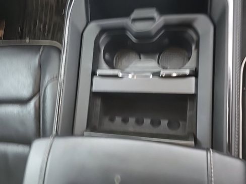 Used 2022 RAM 1500 Limited w/ Body-Colour Bumper Group image 9