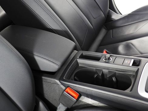 Used 2022 Audi Q3 2.0T Premium w/ Convenience Package image 16