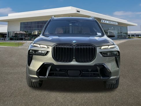 Certified 2023 BMW X7 xDrive40i w/ Executive Package image 3